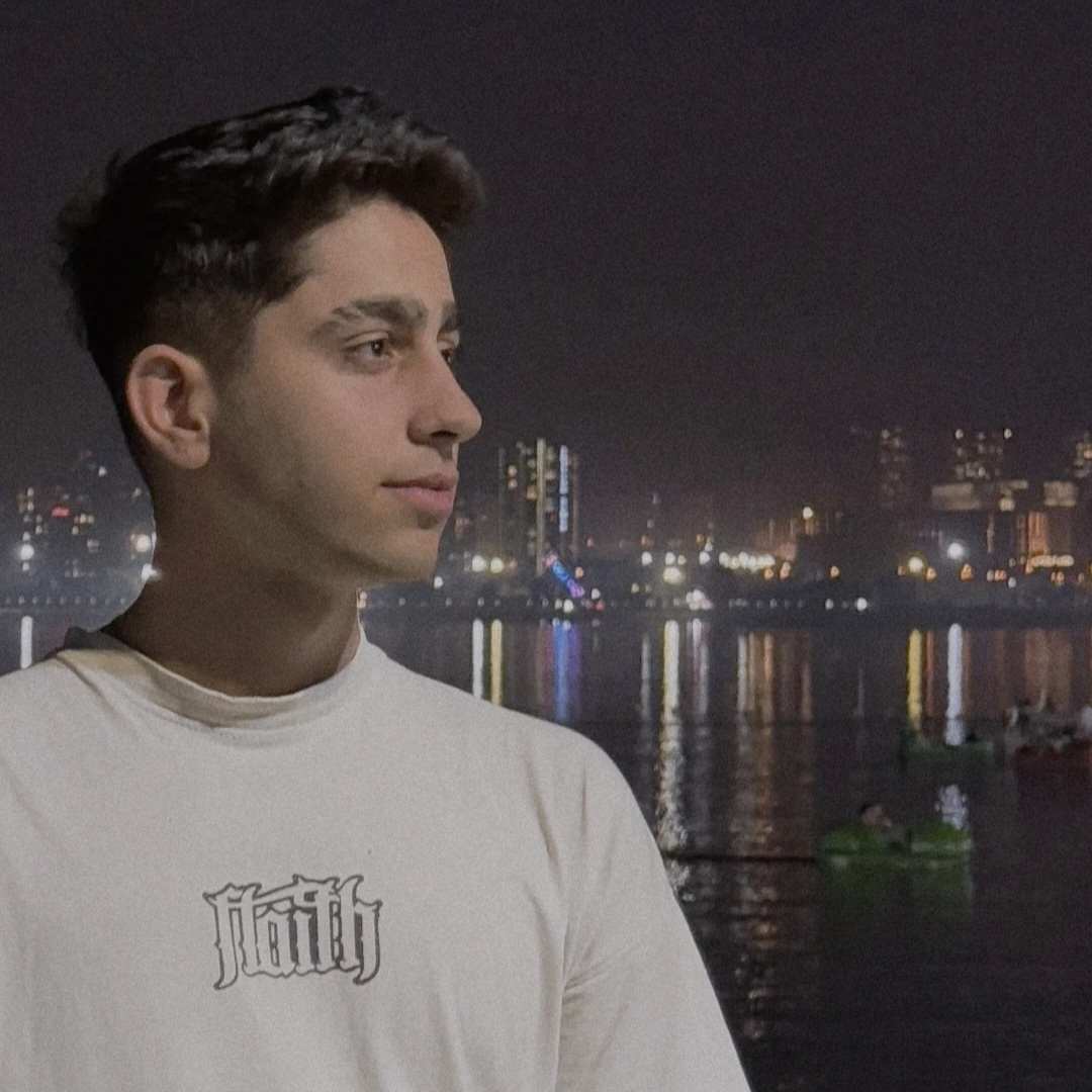 آهنگ جدید امیر دلفانی دوست دارم هرچی عصب و رگه امشب بزنم